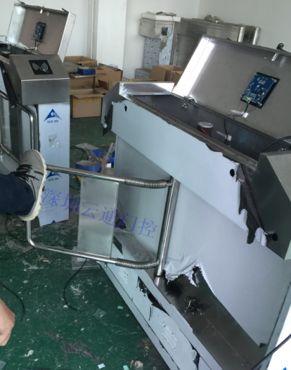 擺閘擺臂擺桿，彈簧可以彎的擺閘，防撞擺臂擺閘